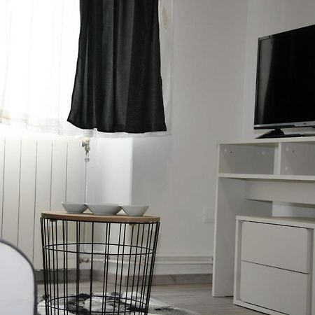 Stylish Apartment In City Center Pula Zewnętrze zdjęcie
