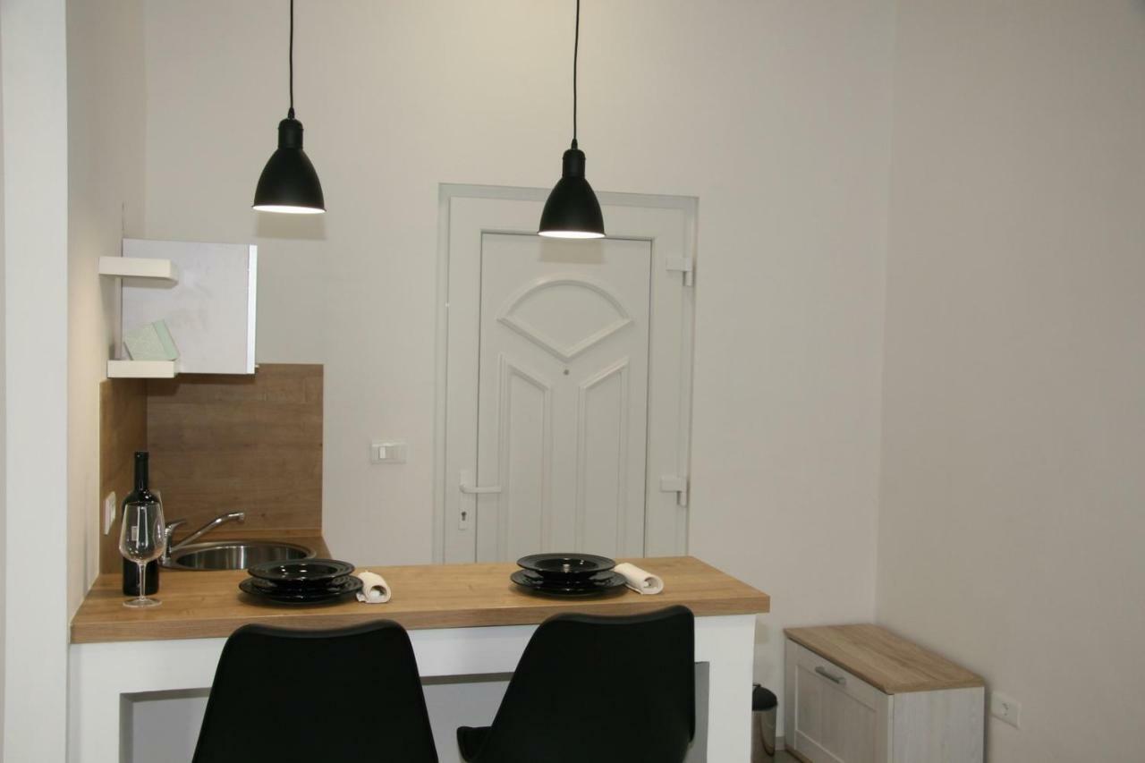 Stylish Apartment In City Center Pula Zewnętrze zdjęcie